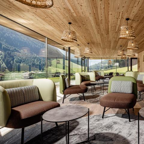 Lounge Hotel Innenarchitektur Tirol
